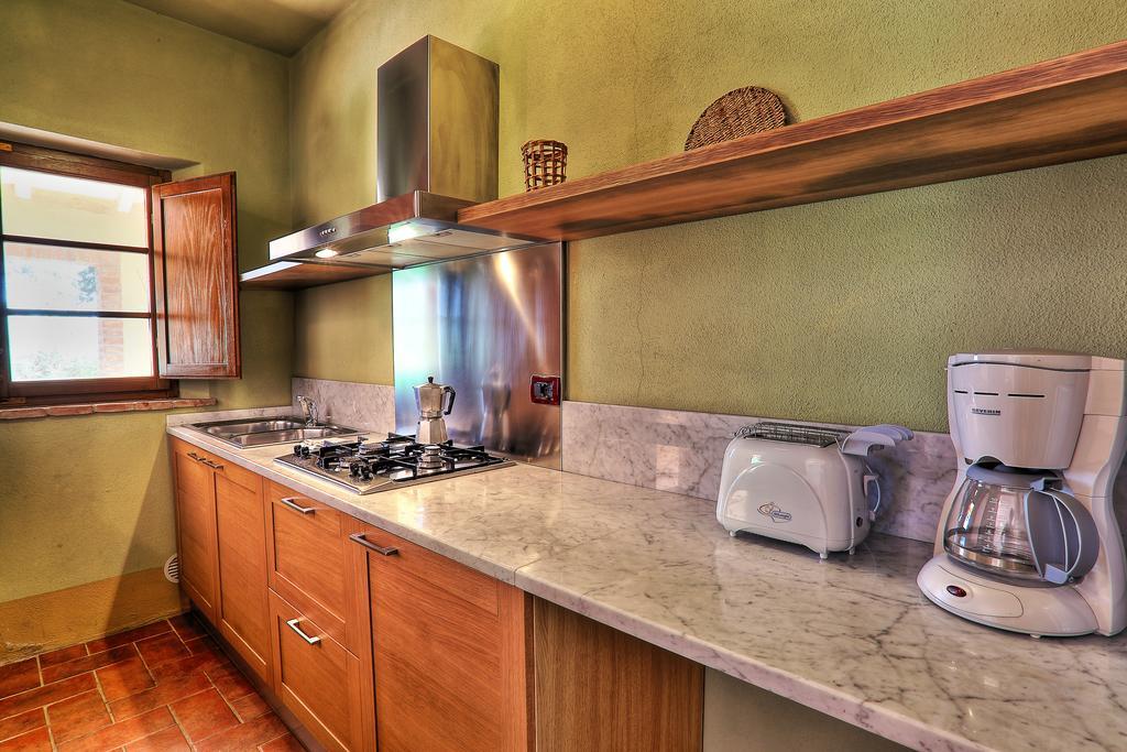 Affittacamere Relais Poggio al Vento Pomarance Esterno foto